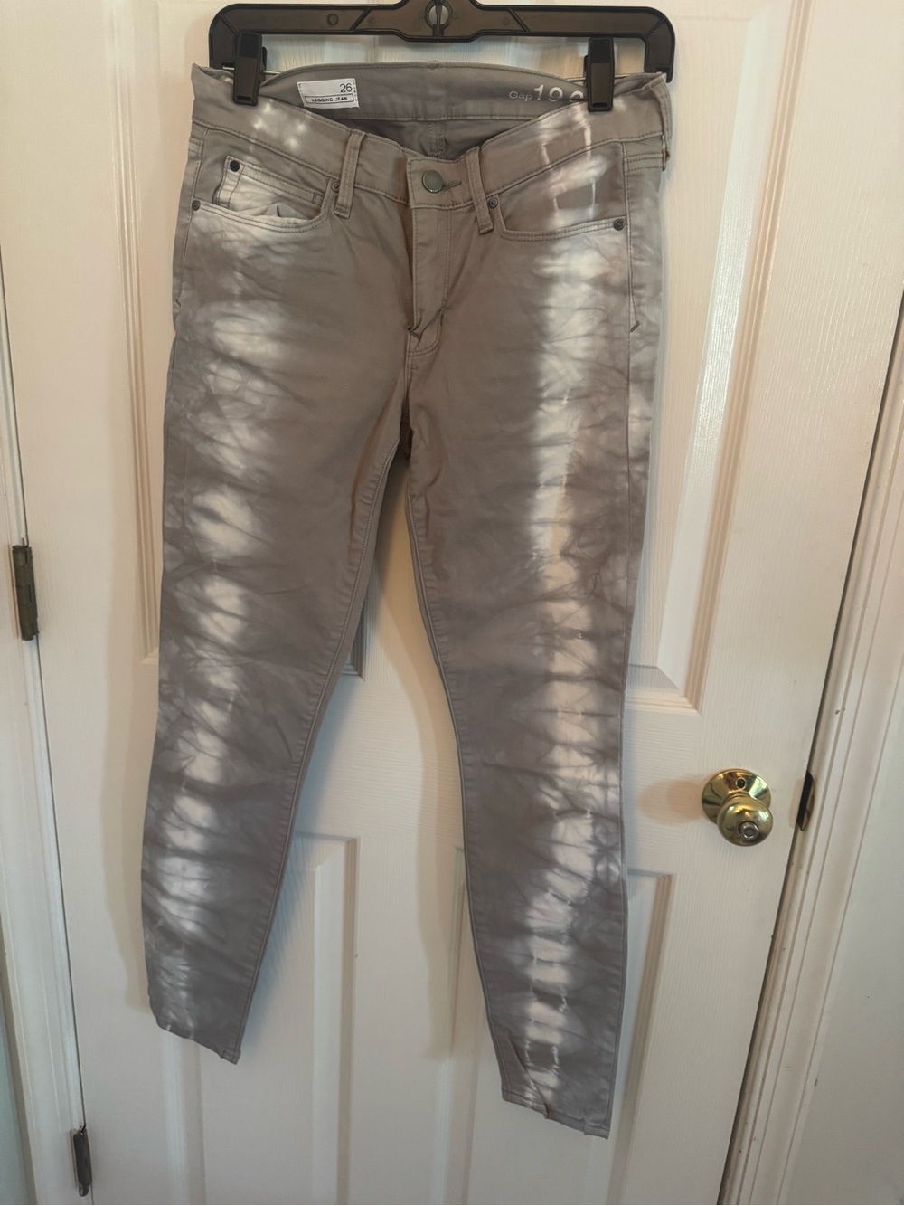 GAP Women’s Light Gray Tie-Dye Skinny Jeans
